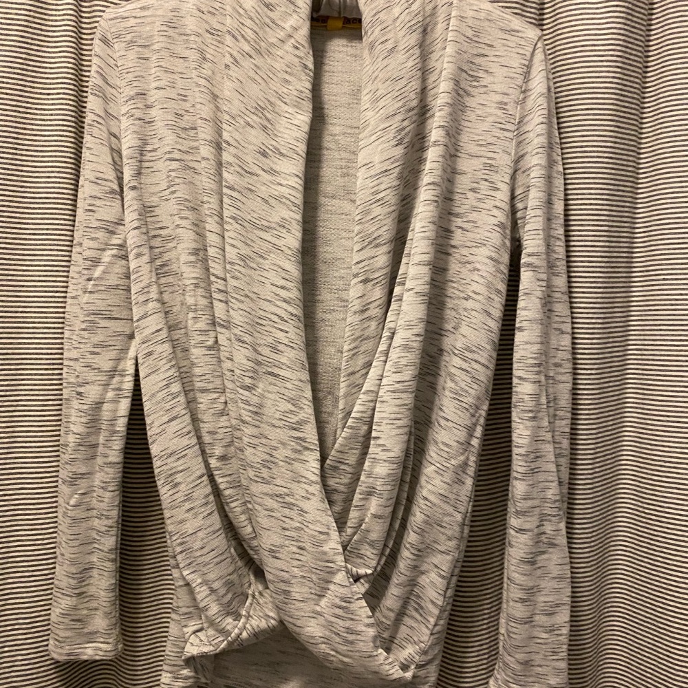 Comfy lightweight crossover top.